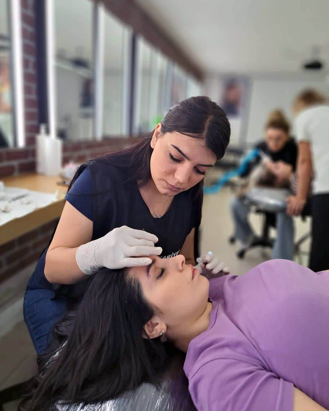 MEB Sertifikalı Kalıcı Makyaj Kursu