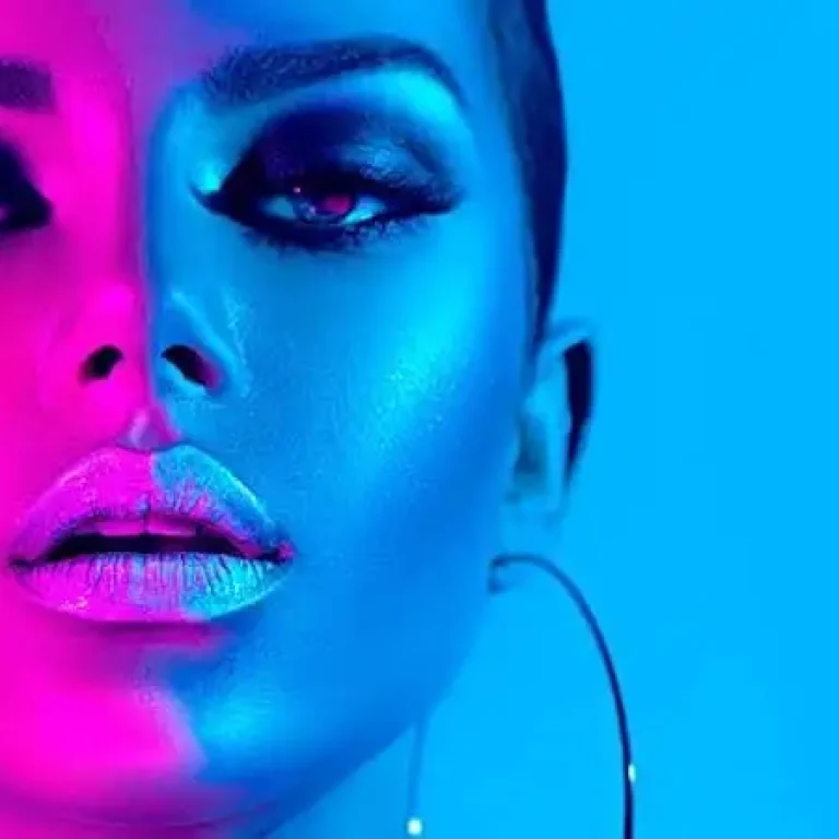 makyaj_egitiminde_en_iyi_kalitede_malzemeler_ile_sektore_hizli_adim_atin_5c13dd6e97