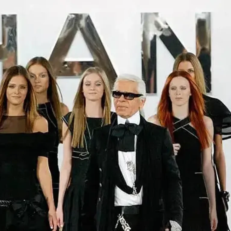 modern_dunyanin_giyim_uzerindeki_etkileri_12edb92484